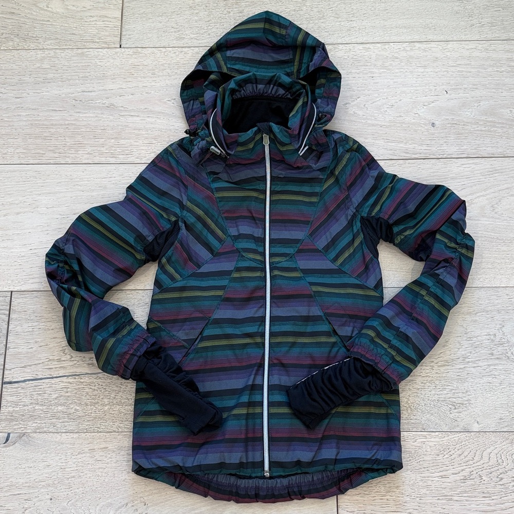 Lululemon Full-Zip Jewel Tone Stripped Fleece Lined Jacket in Size 4